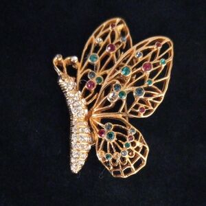 Signed Vintage CINER Gold Tone Butterfly Brooch Multicolor Crystal Accent